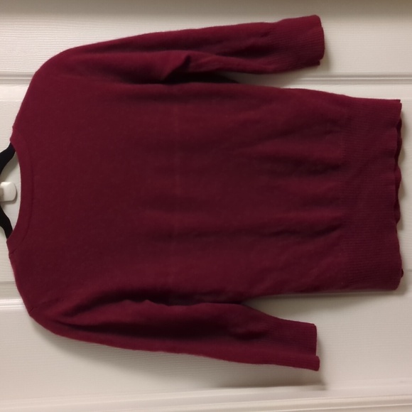 ❄️Prague Women's 100% Cashmere Sweater - Picture 3 of 6